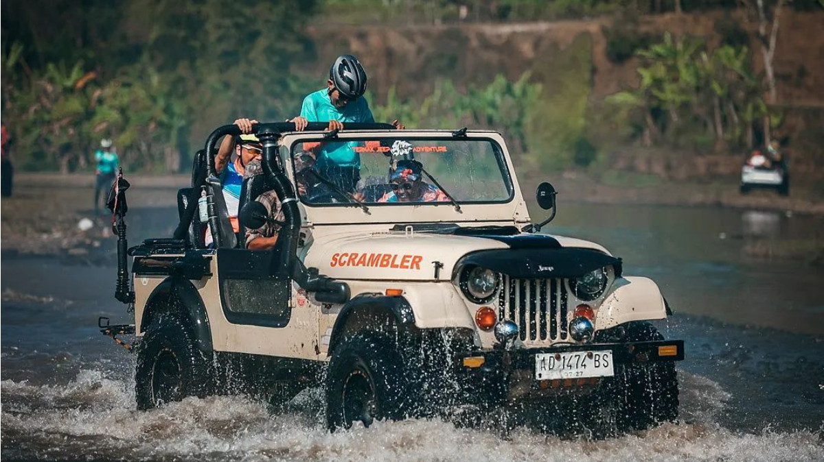  One Day Trip Destinasi Magelang Naik Jeep Cuma 1 Jutaan, Rute Dari Borobudur Sampai Ke Puncak Gunung!