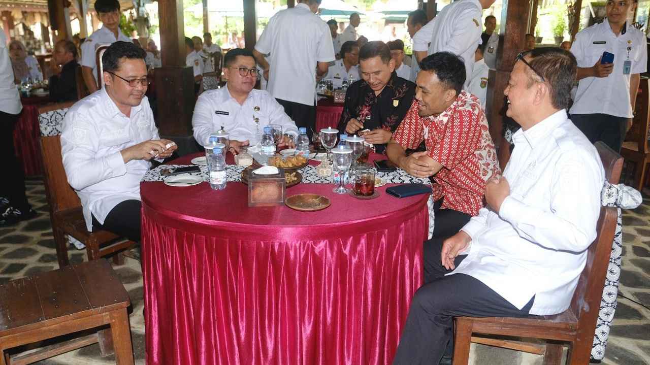 Bupati Grengseng Minta Pemkot Magelang Beri Pelayanan Optimal bagi Warga Kabupaten Tanpa Dikotomi