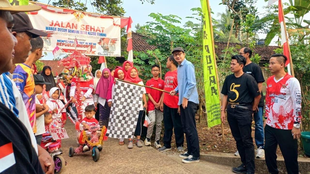 Jalan Sehat di Dusun Sembuh, Wabup Purworejo Beri Doorprize Kambing Etawa