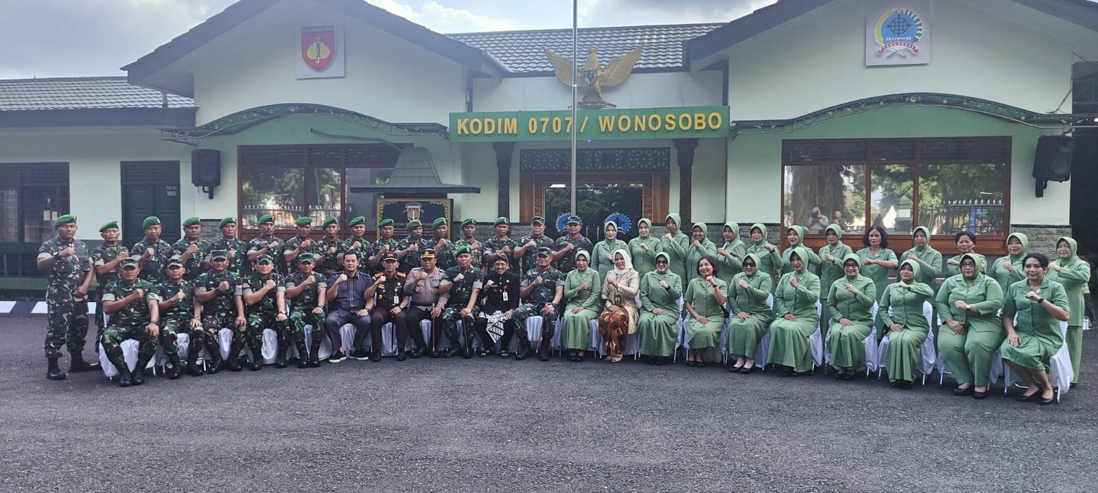 Kunjungi Wonosobo, Pangdam IV: Jangan Rusak Citra TNI