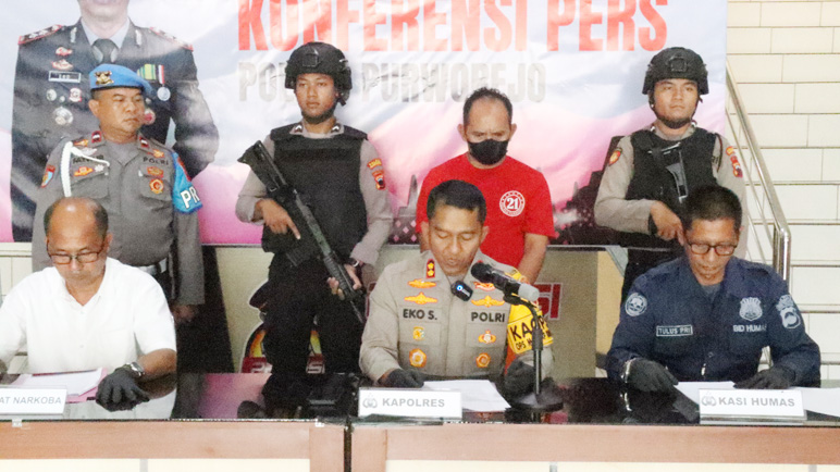 Pemakai Sabu Diamankan Polisi Saat Transaksi Narkoba di Purworejo, Barang Bukti Diselipkan di Baliho