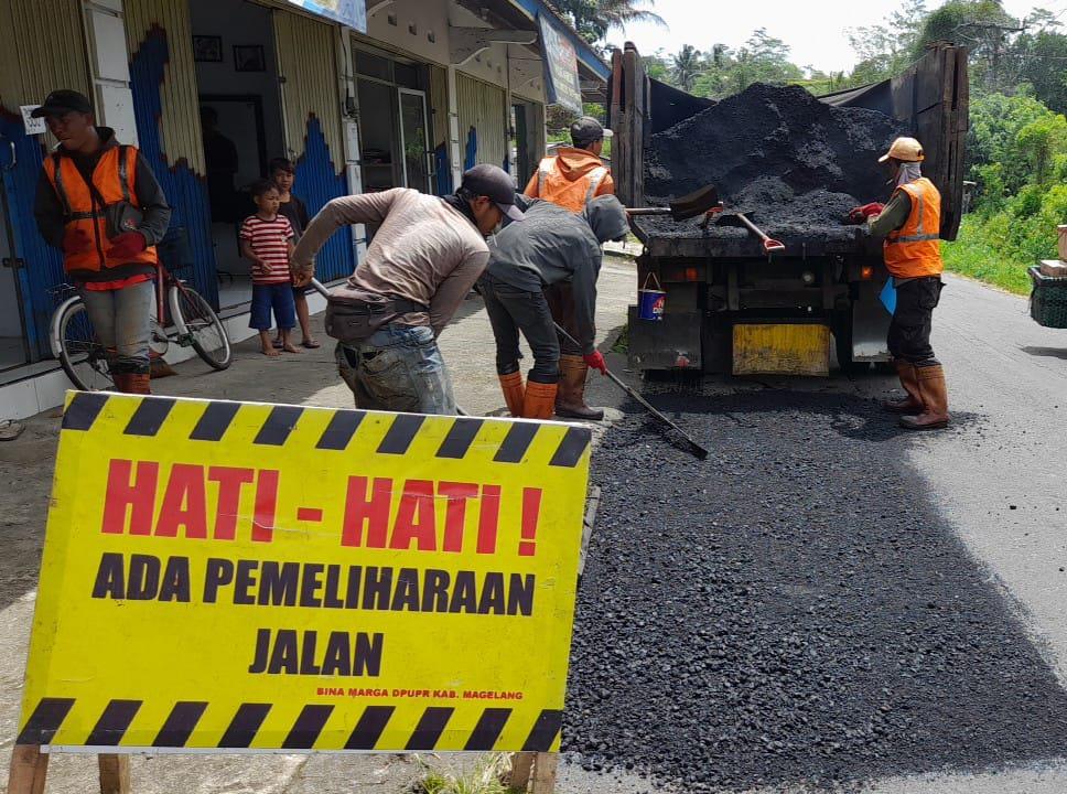 DPUPR Kabupaten Magelang Perbaiki Kerusakan Jalan di Sejumlah Wilayah, Berikut Daftarnya