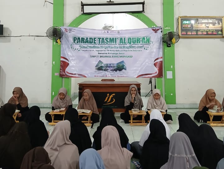 SMP IT Ihsanul Fikri Mungkid Kukuhkan Spirit Kemerdekaan dengan Cinta Al-Qur’an