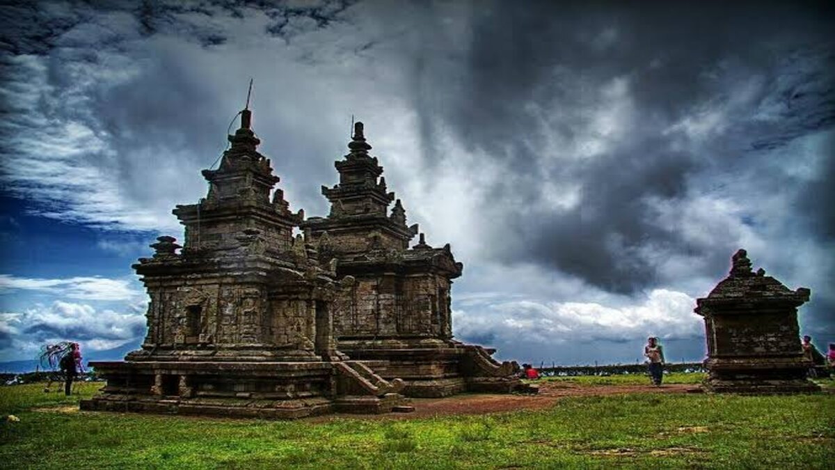 Sejarah Candi Gedong Songo - Arsitektur dan Pemandangan yang Indah Salah Satu Candi Tertinggi Di Indonesia