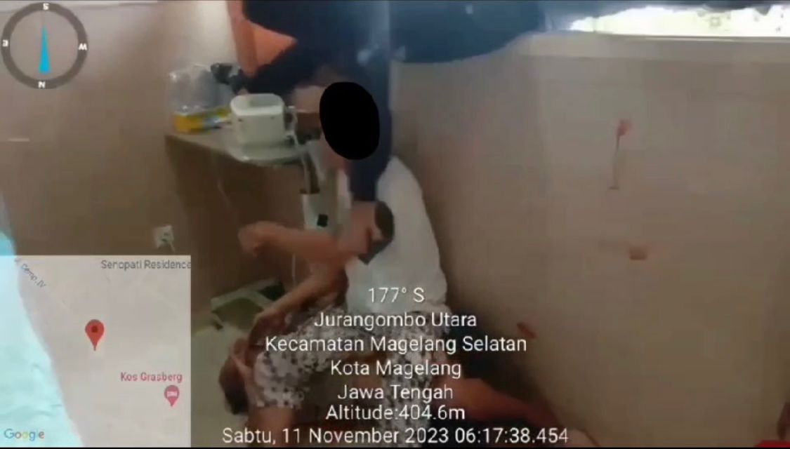 VIRAL! Aksi Heroik Brigadir Helmy Lompat Dari Jendela Lumpuhkan Pria Bersajam di Magelang