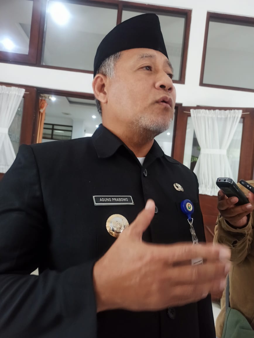 Pj Bupati Temanggung Desak Bawaslu Telusuri Hoaks Pilkada di Medsos