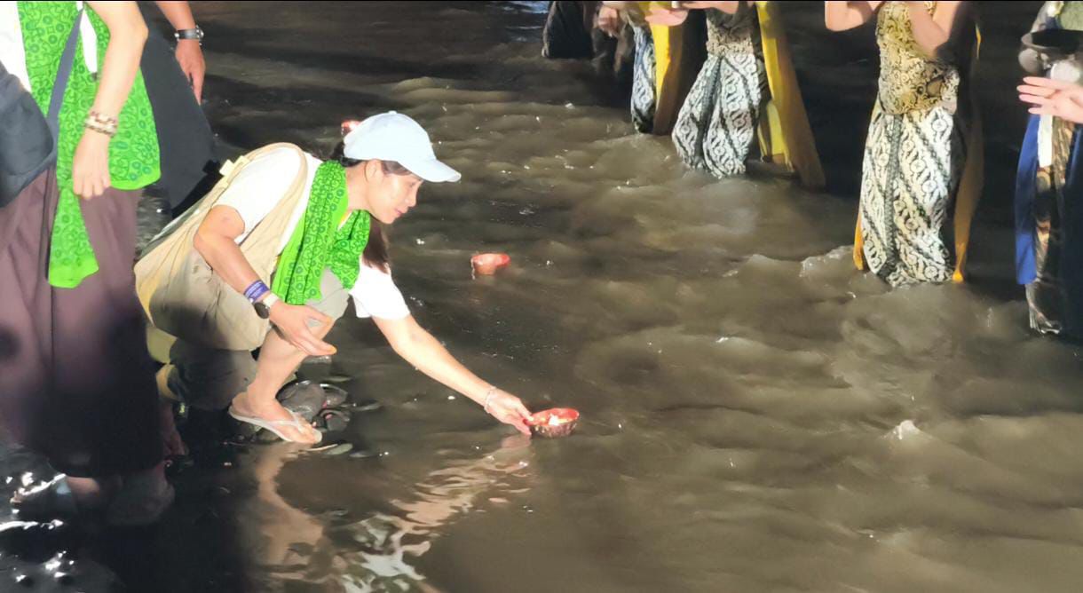 Larung Pelita Purnama Siddhi, Simbol Doa dan Harapan dari Borobudur