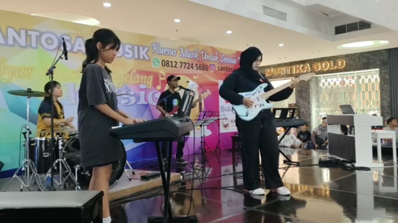 Pentas Musik “EduVibes Music Fiesta 2025” by Santosa Musik Magelang