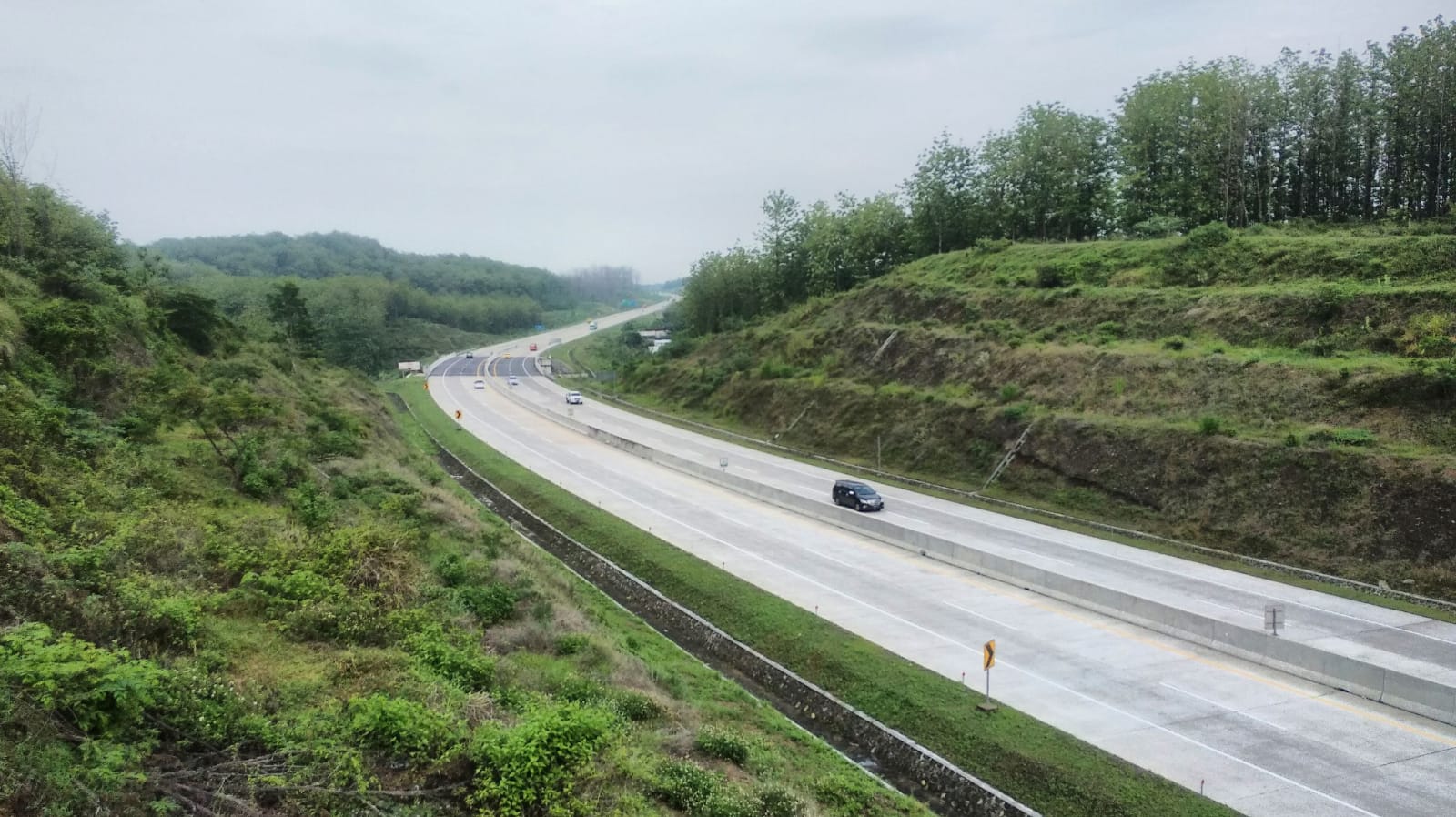 Tol Jogja - Bawen: Pangkas Waktu Perjalanan ke Destinasi Wisata Kawasan Segitiga Emas 