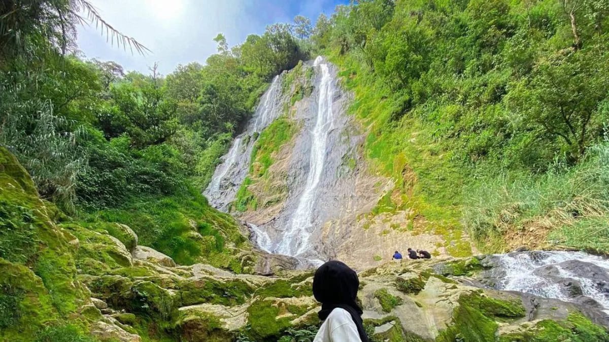 Indahnya Curug Sikarim di Dataran Tinggi Dieng Wonosobo yang Patut Dikunjungi Saat Libur Akhir Tahun