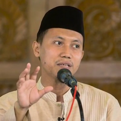 5 Tips Bangun Subuh Menurut Ustadz Ammi Nur Baits