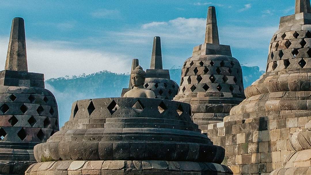 5 Wisata Sekitar Candi Borobudur, dari Wisata Sejarah Religi hingga Anak!