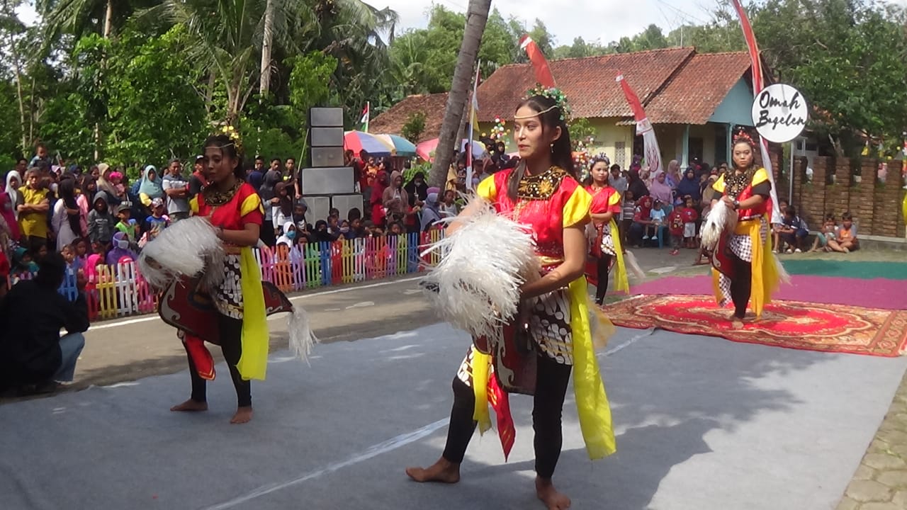 Aksi ‘Njoget’ Geguyuban Meriahkan Hari Pariwisata Sedunia di Bagelen