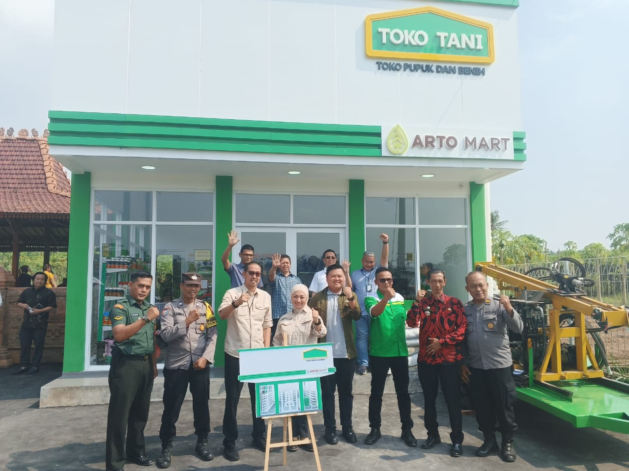 Toko Pertanian Modern Arto Mart Dilaunching