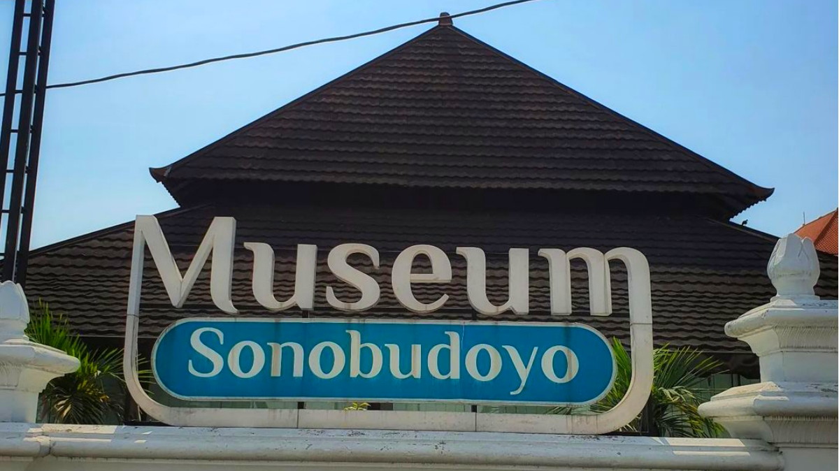 Intip Koleksi Museum Sonobudoyo Yogyakarta, Mulai Wayang Kulit Hingga Batik Tulis Motif Langka Ada Disini!