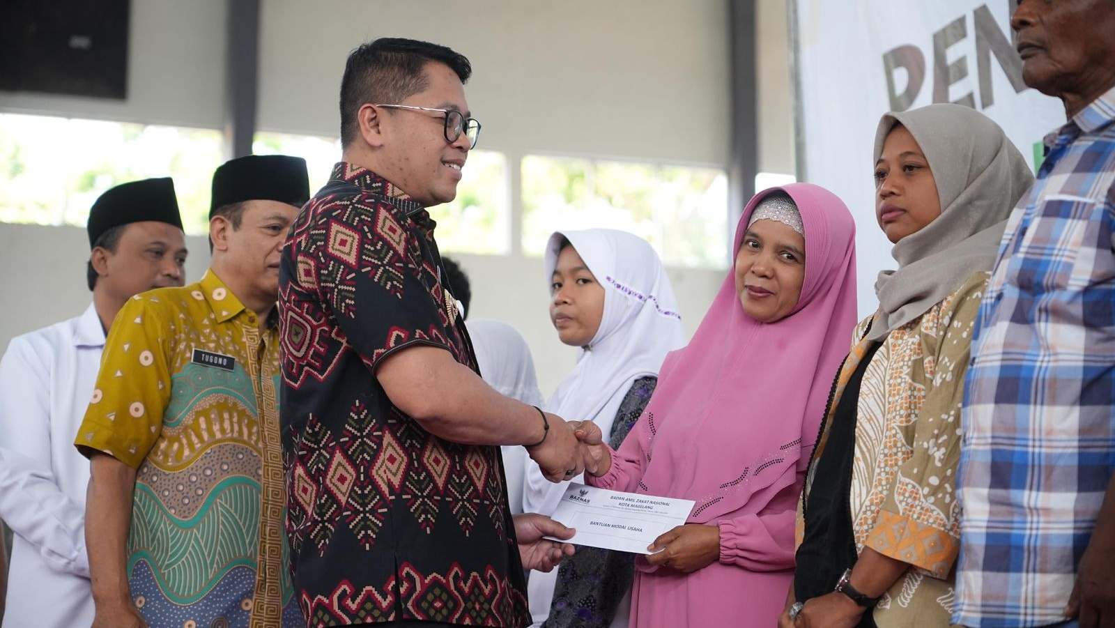 Baznas Kota Magelang Salurkan Bantuan Ratusan Juta untuk Beasiswa dan Perbaikan RTLH