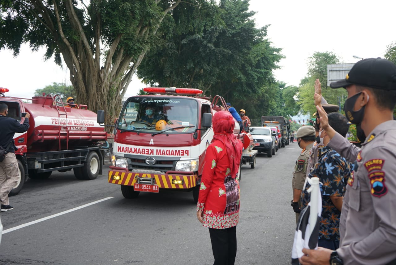 Tim Gabungan Semprot Disinfektan di 3 Titik Utama