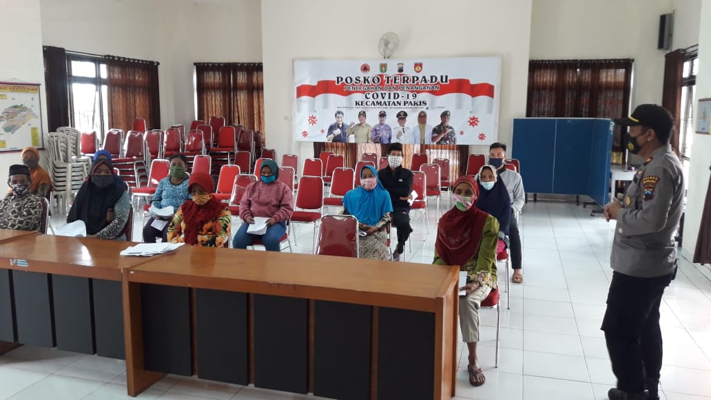 Kecamatan Pakis Serahkan KKS, Besaran Rp200 Ribu