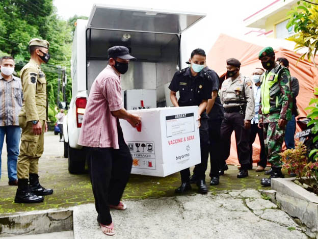 Polres Temanggung Jaga Vaksin Covid-19  Selama 24 Jam