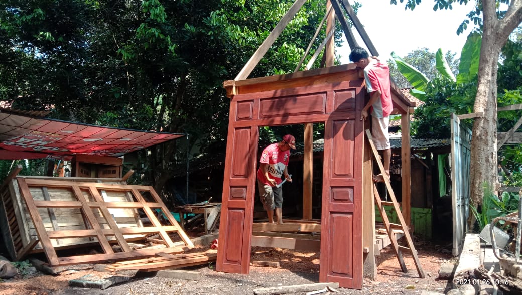 Ornamen Gebyok Kayu Kembali Menjadi Tren