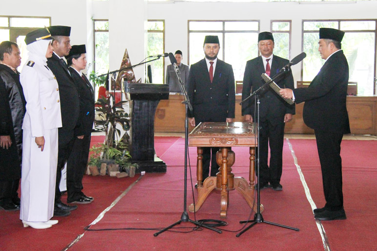 Bupati Magelang Lantik 158 Pejabat Administrator dan Pengawas di Lingkungan Pemkab