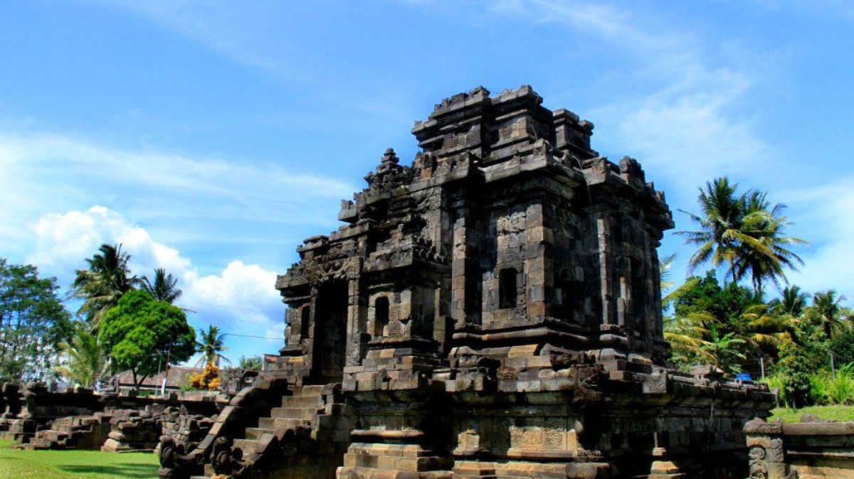 Punya Arsitektur Unik, Berikut Fakta Candi Ngawen di Magelang 