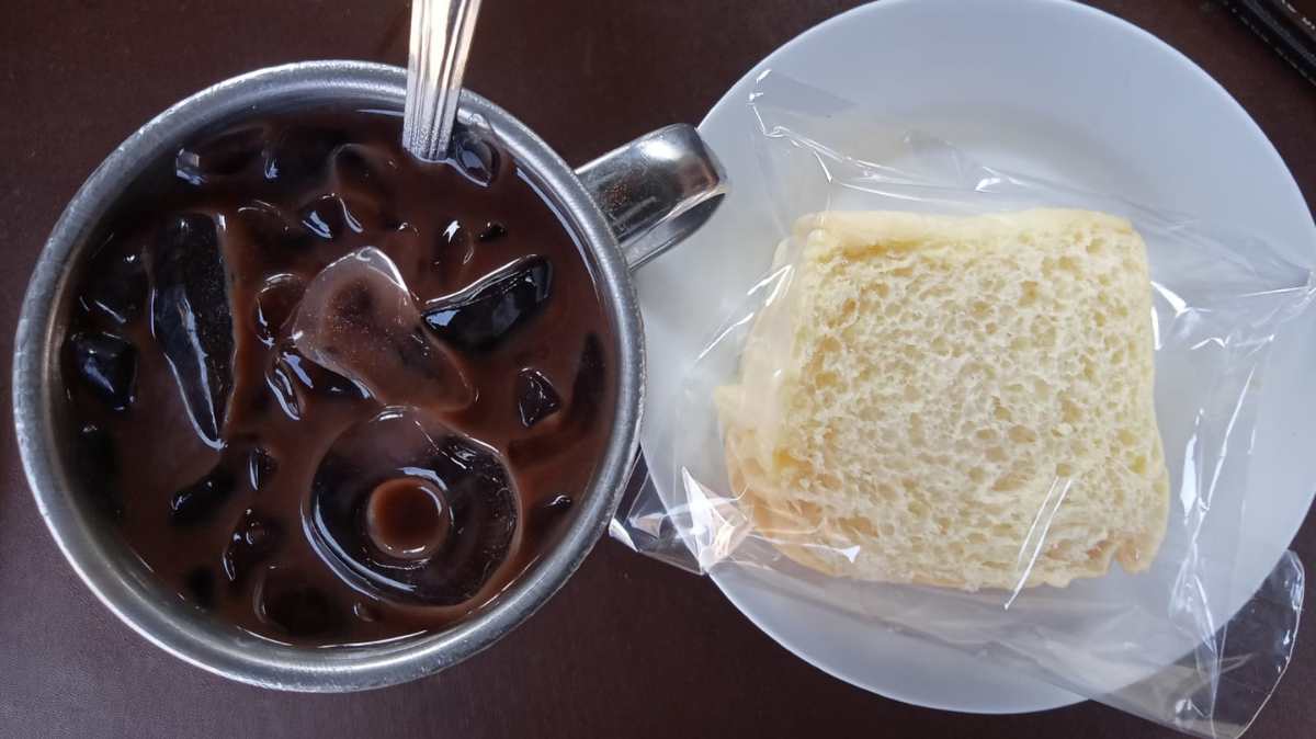 Bosen Ngopi, Nyoklat Aja! Ini 3 Rekomendasi Tempat Minum Es Coklat di Magelang