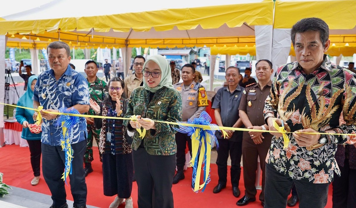 Resmikan Pasar Tematik Di Parigi Moutong, Kemenkop Dorong Pengembangan Ekonomi Lokal Lewat Koperasi