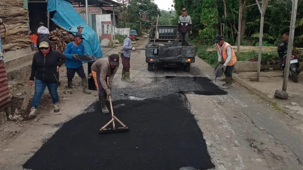 Perbaikan Jalan Antar Kecamatan di Temanggung Dikebut, Target Selesai Akhir Tahun