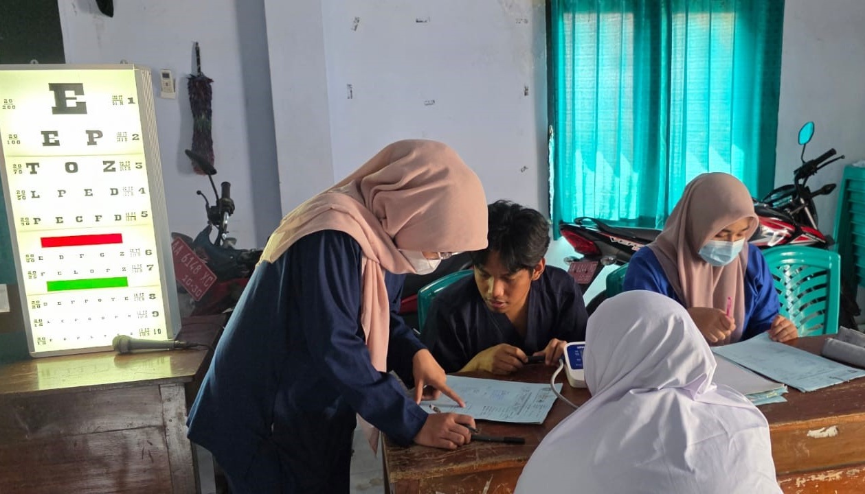 Banyak Warga Abaikan Kesehatan Mata, RSUD dr Tjitrowardojo Fasilitasi Pemeriksaan Gratis Hingga Pelosok Desa