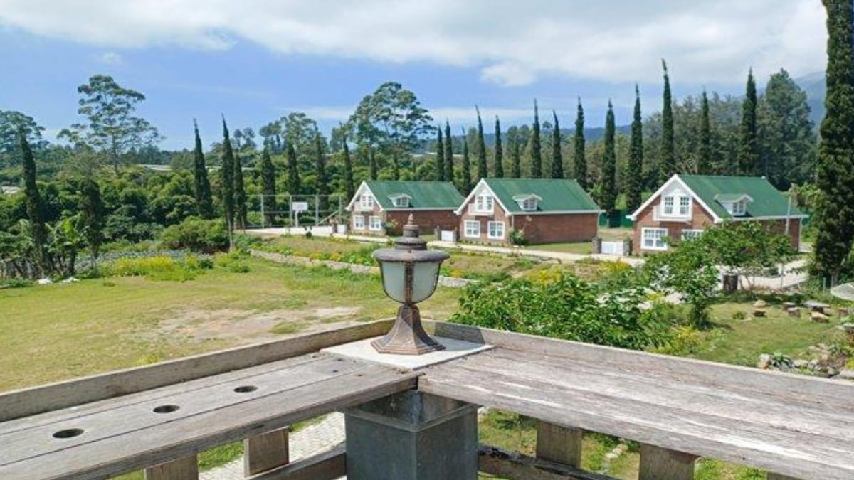 Menginap Di Villa Omah Kembang Ngablak Dengan View Gunung Merbabu Dan Gunung Merapi Mirip Eropa