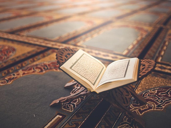 3 Tingkatan dalam Interaksi dengan Al Qur’an, Yang Paling Utama Tingkatan Amal