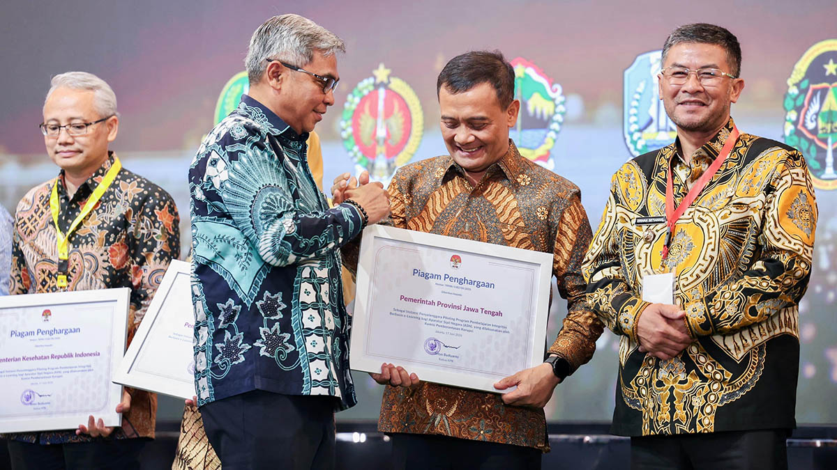 Melampaui Target KPK, Pemprov Jateng Sabet Penghargaan E-Learning ASN Berintegritas