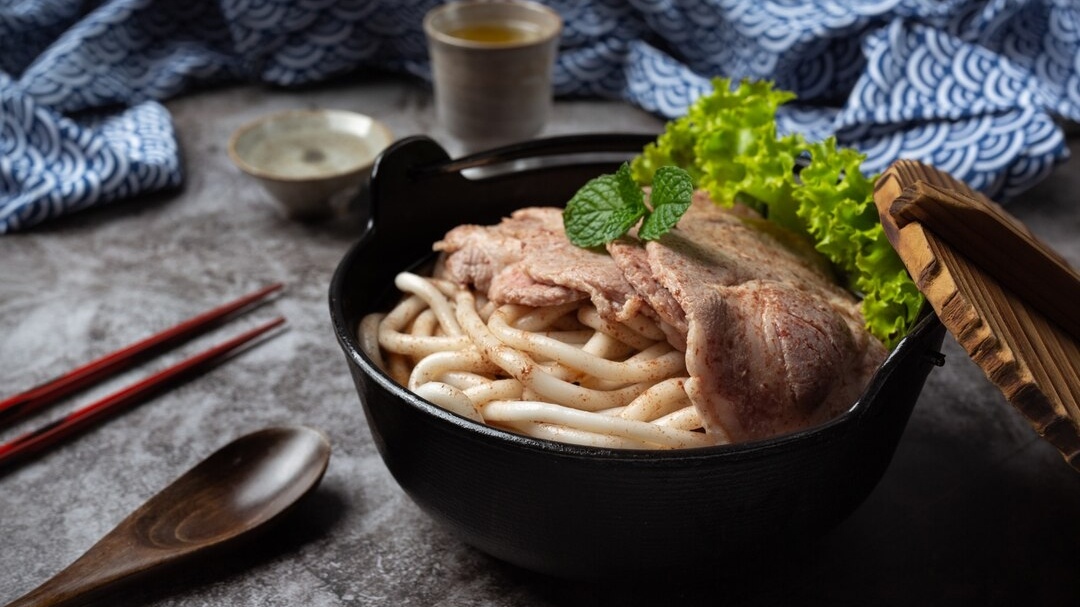 Cara Membuat Udon Ala Rumahan, Cukup Pakai 2 Bahan!