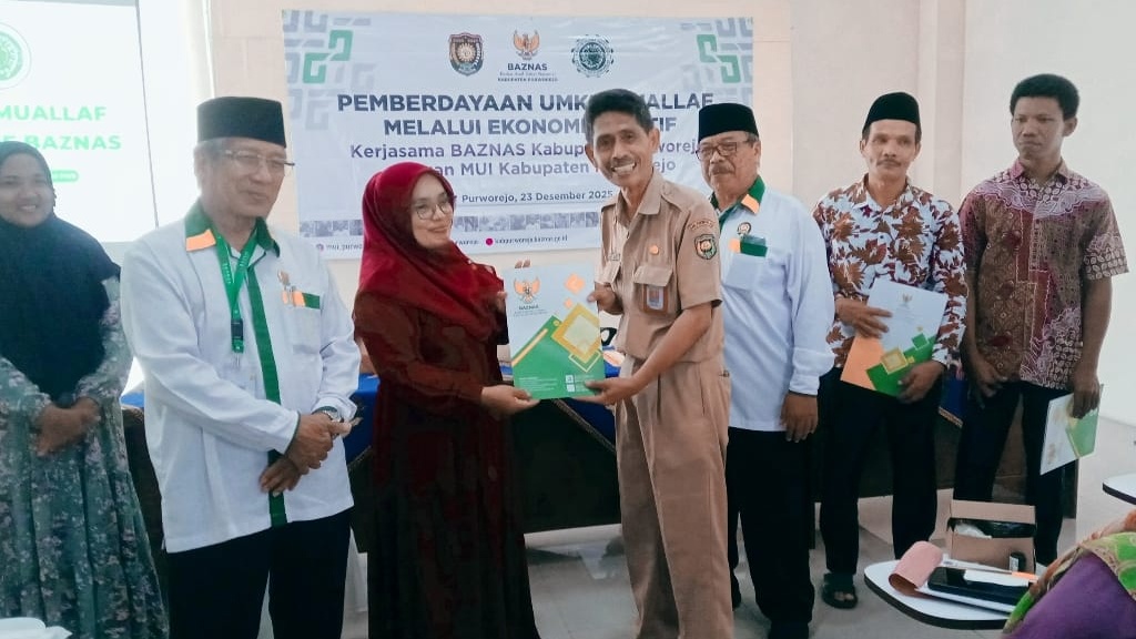 UMKM Mualaf Terima Bantuan Modal Usaha dari Baznas, Perkuat Akidah dan Kemandirian Ekonomi 