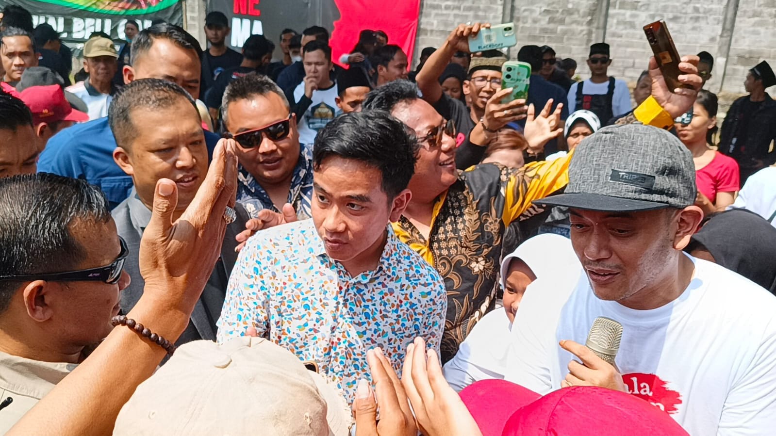 Prabowo-Gibran: Kolaborasi Dua Generasi Menyongsong Indonesia Emas