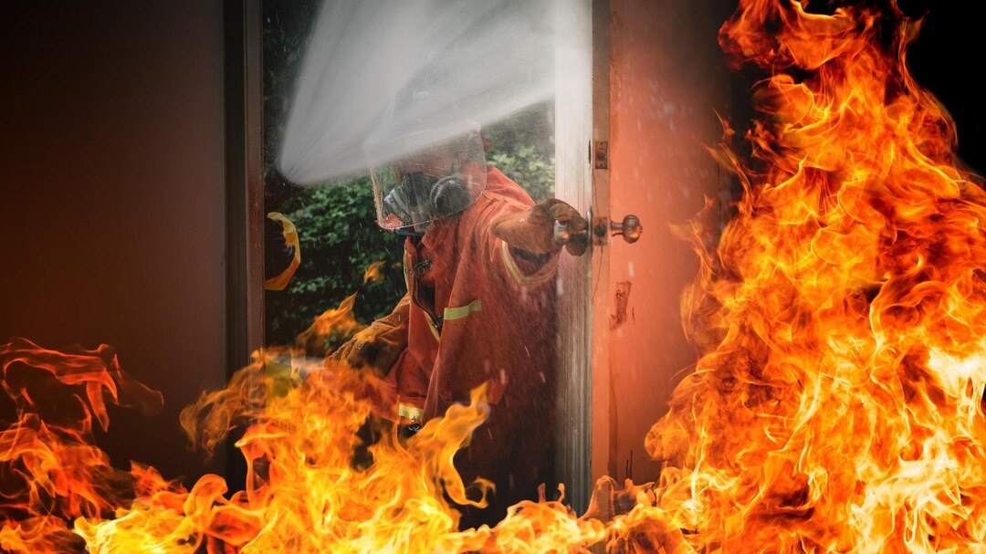 Warga Panik Ada Kobaran Api di Sekolah, Ternyata Ulah Siswa