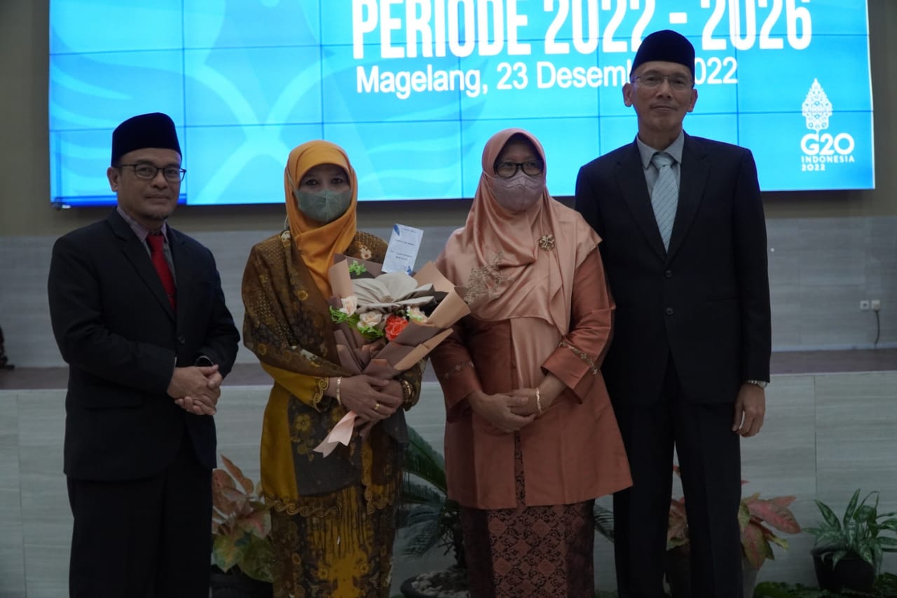 Prof Sugiyarto Resmi Dilantik Jadi Rektor Untidar Periode 2022-2026