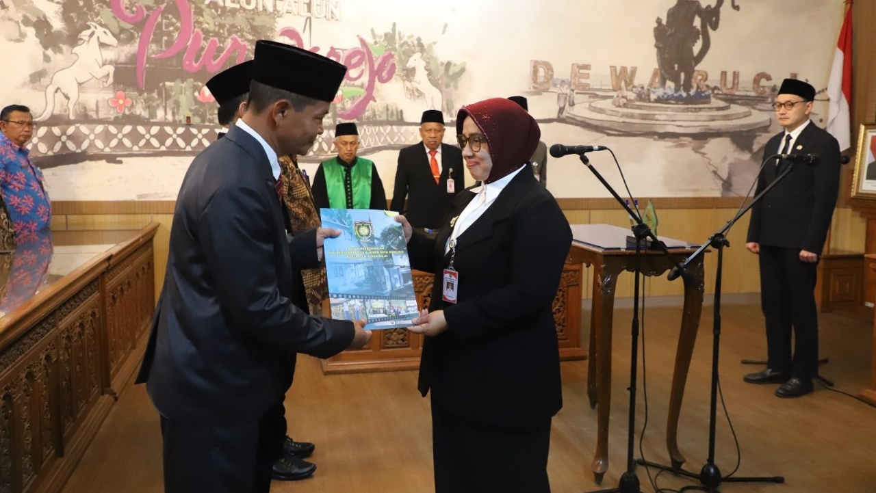 Bupati Rotasi Jabatan Tinggi Purworejo, Ingatkan ASN Pegang Teguh Nilai BERAKHLAK