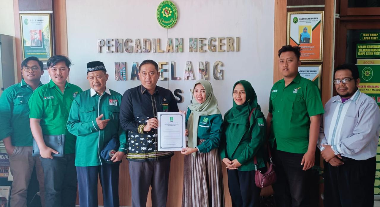 DPC PKB Kota Magelang Serahkan Salinan SK Kepengurusan ke Pengadilan Negeri Magelang Saat Jelang Muktamar Bali