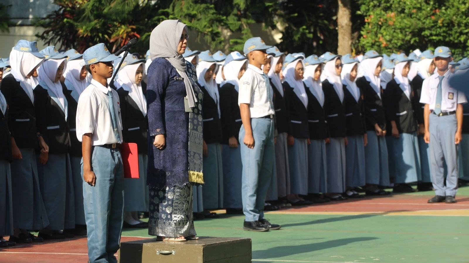 Peringati Hari Guru Nasional, SMK Negeri 3 Magelang Gaungkan Semangat 'Guru Hebat, Indonesia Kuat'