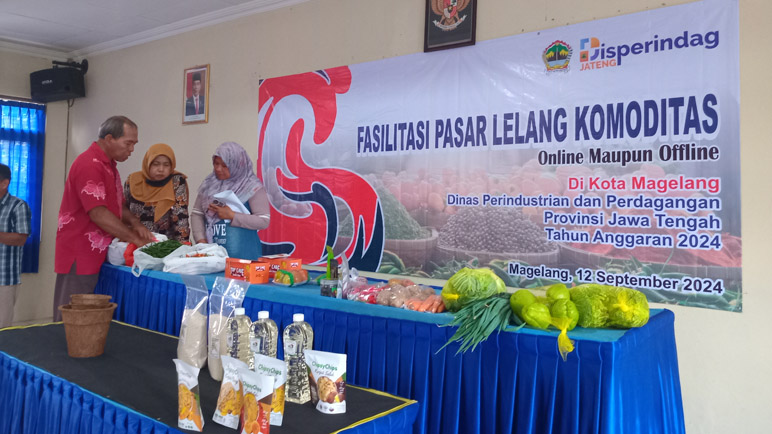 Tingkatkan Daya Jual Produk Petani Kedu, DPPKUKM Kota Magelang Gelar Pasar Lelang