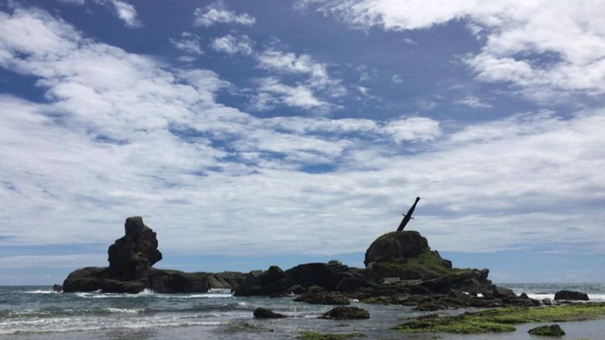 Pantai Permisan Nusakambangan Cilacap: Pesona Keindahan Pantai di Pulau Terpencil