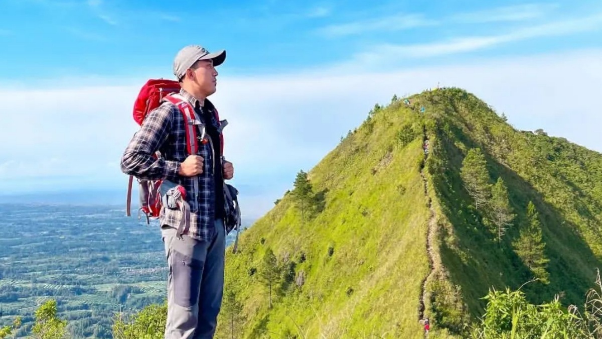 6 Jalur Pendakian Gunung untuk Pemula di Magelang!