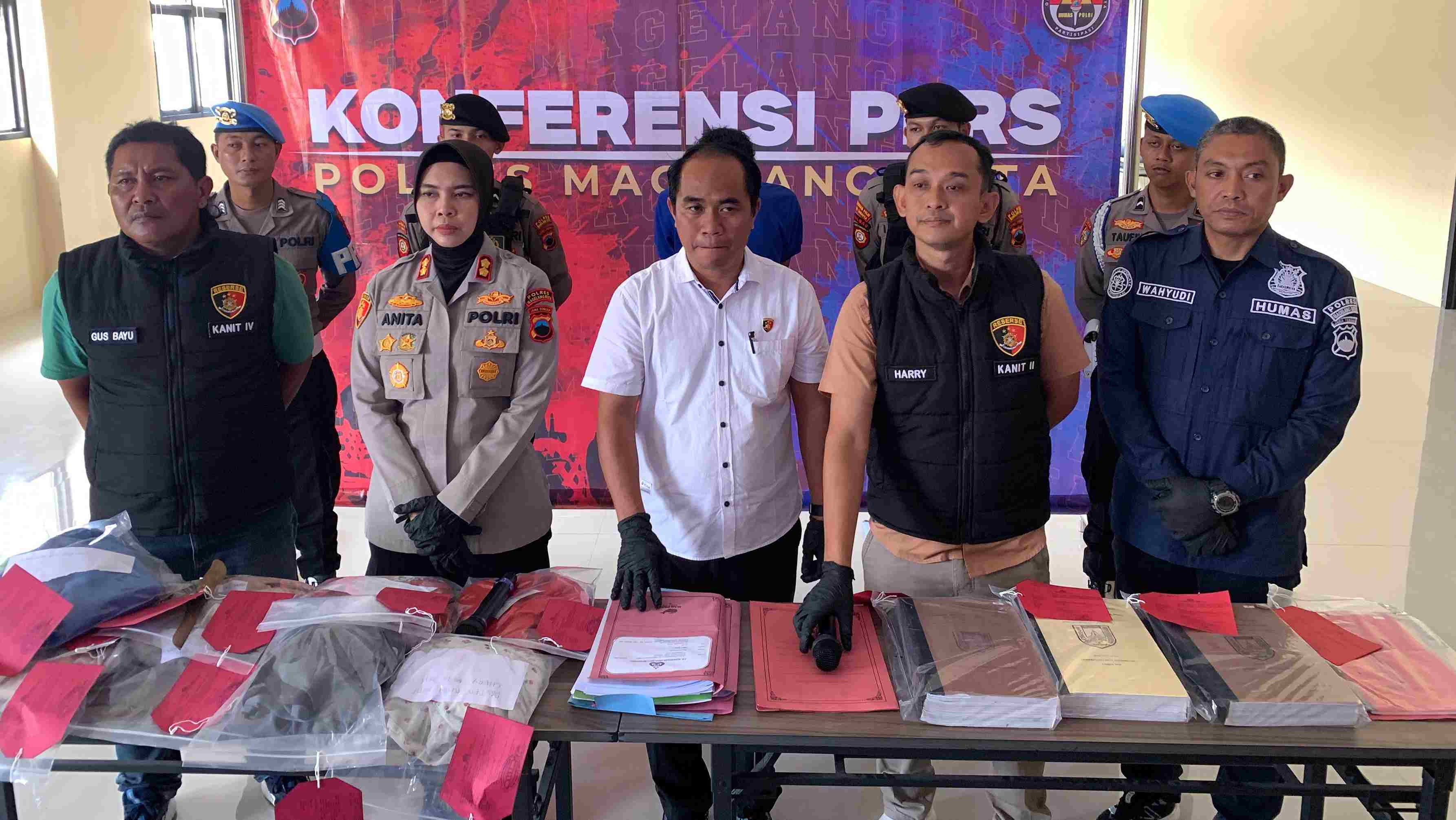 Ibu Bayi Pingsan Usai Press Rilis di Polres Magelang Kota, Terancam Hukuman 15 Tahun