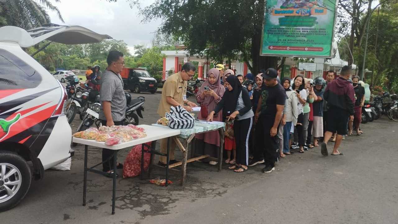 Di Magelang Harga Cabai Melonjak hingga Rp77.000/kg, Warga Berebut Paket Gratis