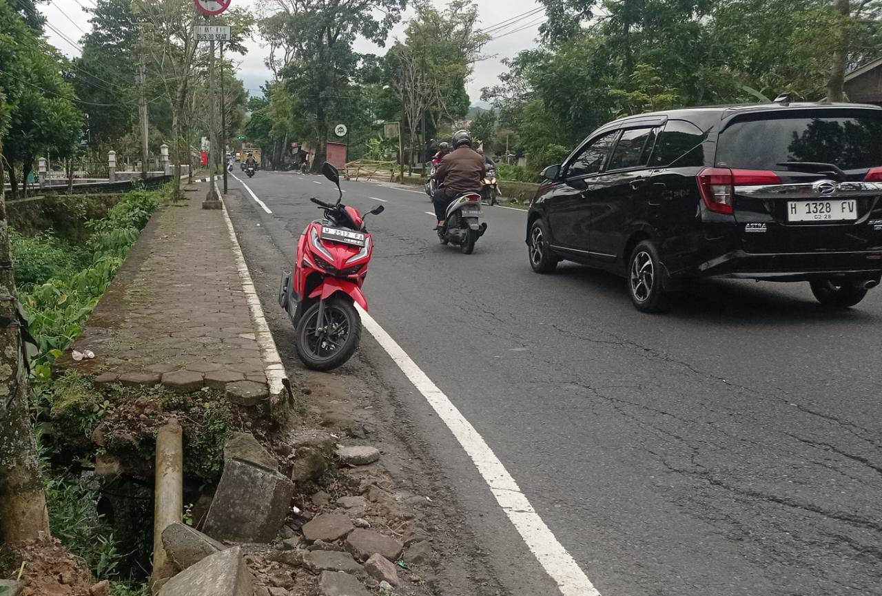 Jalan Rusak di Wonosobo Wewenang Perawatan dan Perbaikan Kini Ditanggung Pemkab