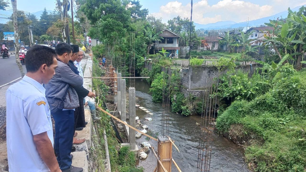 Bangunan di Atas Badan Sungai Wanganaji Wonosobo Terancam Dibongkar, Ini Sebabnya