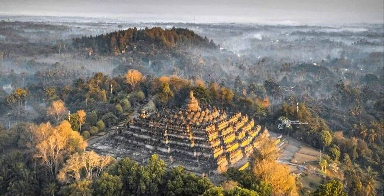 Golden Sunrise Puntuk Setumbu, Wisata Eksotis Magelang dan Rute dari Candi Borobudur