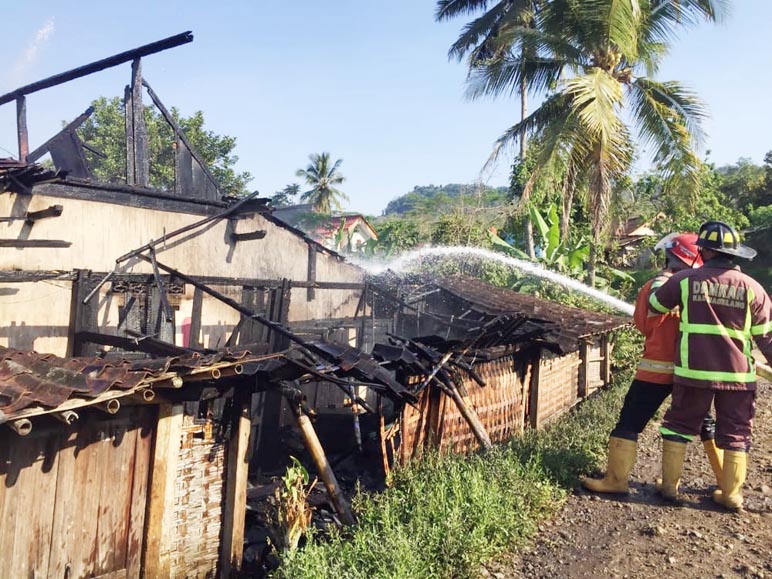 Ditinggal Beli Sayur, Dapur Rumah di Krasak Salaman Terbakar